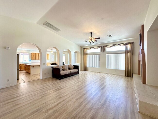 Foto del edificio - Tule Spgs Ranch North