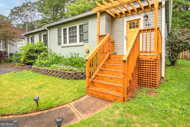 Foto del edificio - 731 Maynard Terrace SE