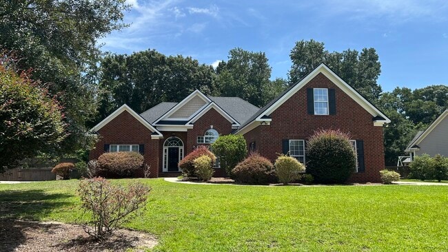 Building Photo - 389 Chastain Cir