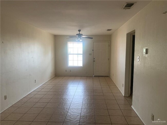 Foto del edificio - 918 E Preston Ave