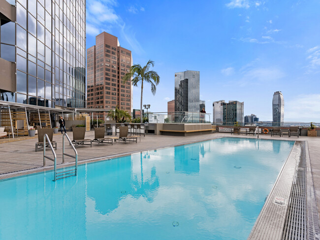 Foto del edificio - 1100 Wilshire Blvd