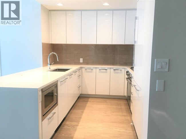 Building Photo - 3563 Ross Drive