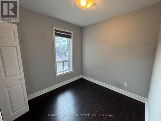 Building Photo - 1311-1311 Dupont St