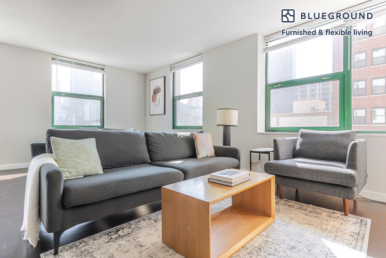 Foto principal - 77 W Huron St