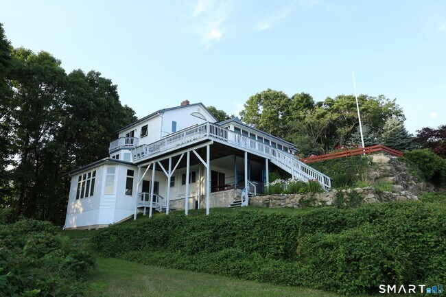 Foto del edificio - 12 Arcadia Rd