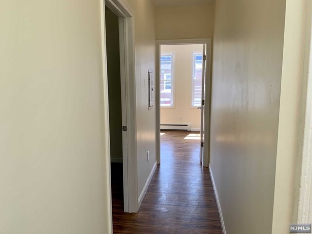 Building Photo - 118 Fort Lee Road, Unit 2