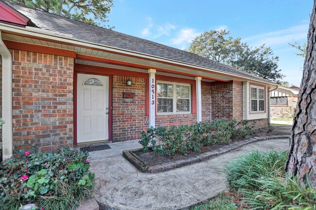 Building Photo - 10513 Moorberry Ln