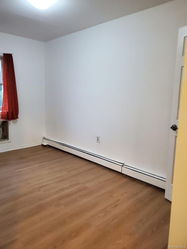 Foto del edificio - 94-86 218th St