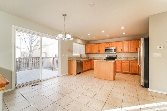 Building Photo - 5055 Paloma Street