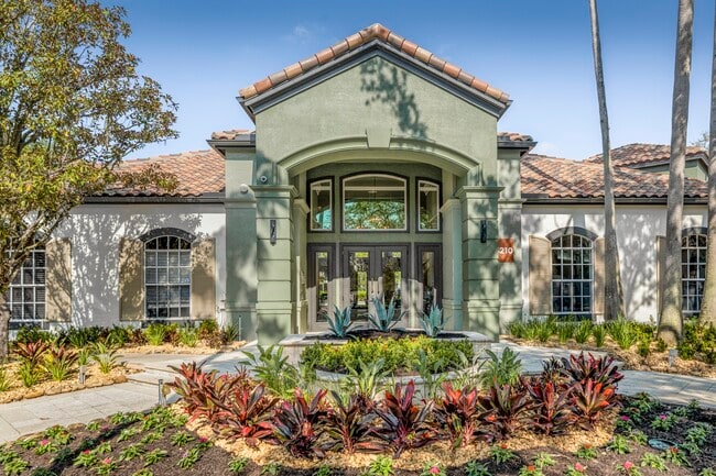 Building Photo - Mezzo of Tampa Palms