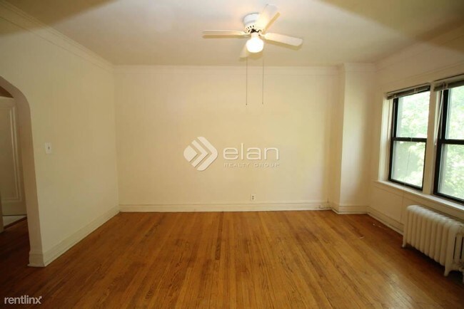 Foto del edificio - 2035 W Wellington Ave