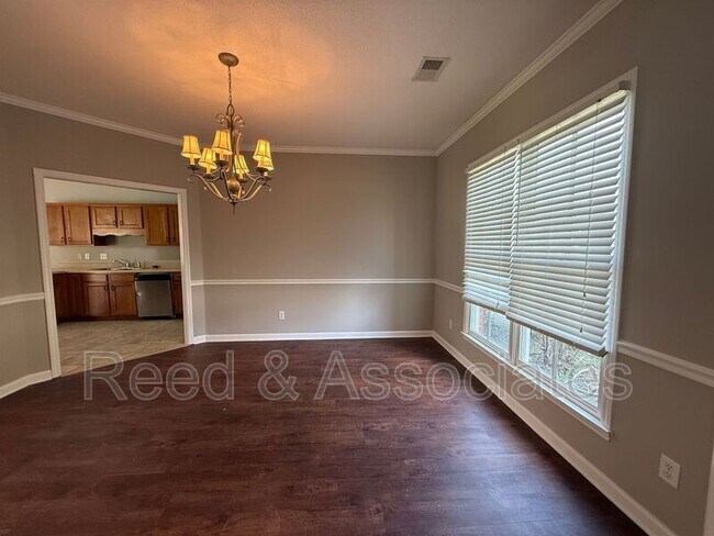 Foto del edificio - 10515 Pisgah Forest Ln