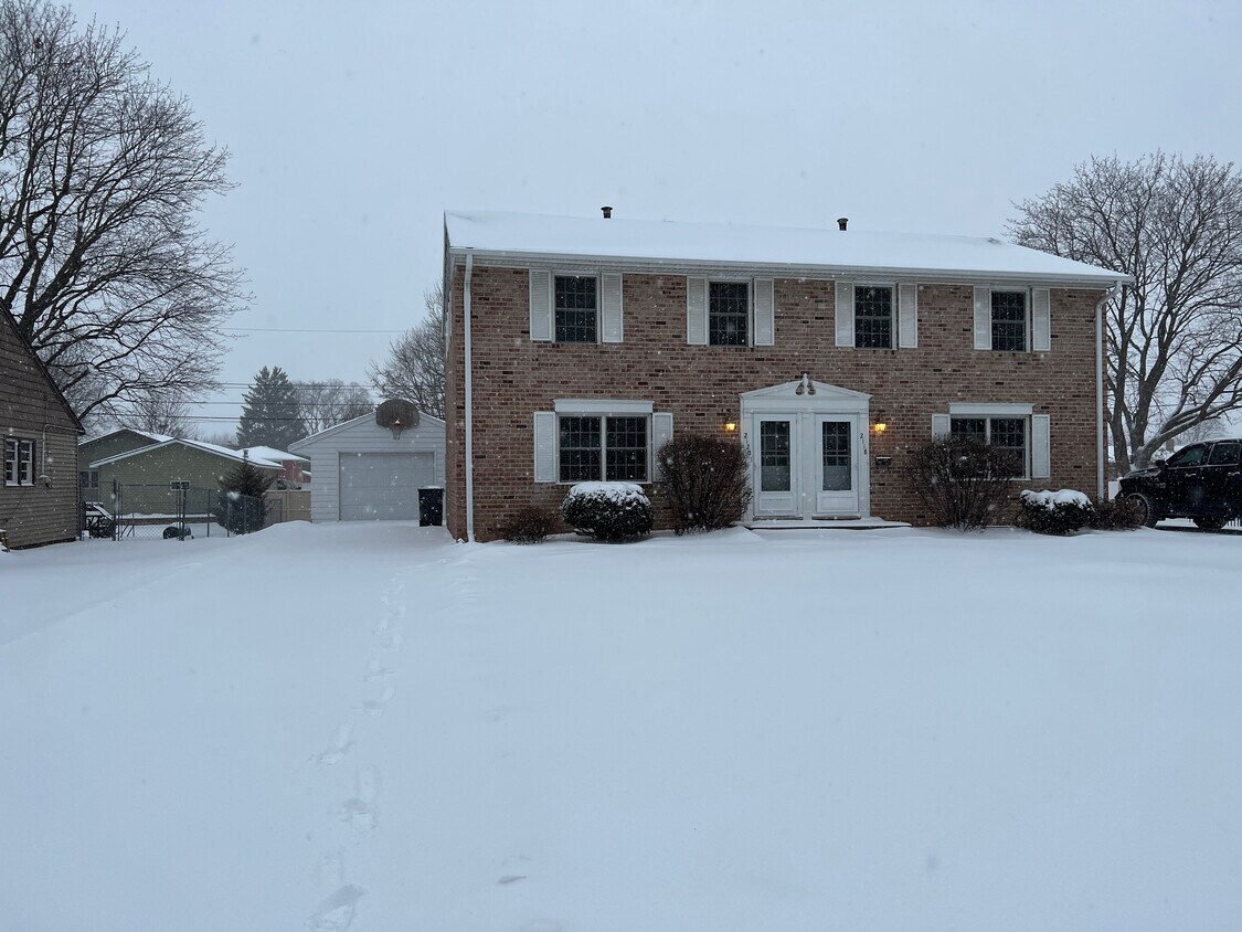2120 32nd St S, La Crosse, WI 54601 Townhome Rentals in La Crosse WI