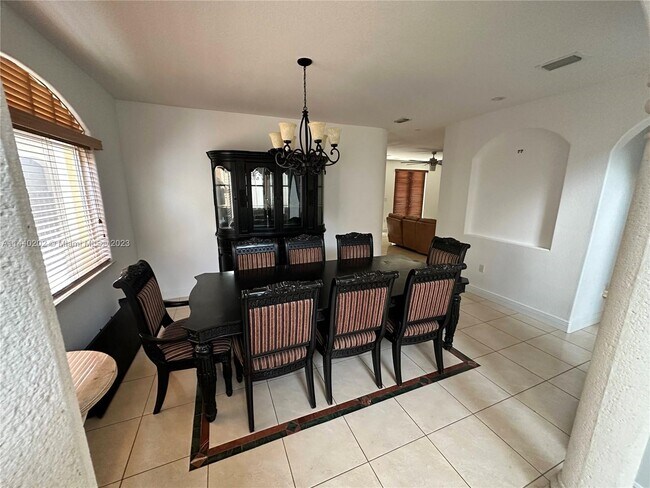 Foto del edificio - 15390 SW 22nd Terrace