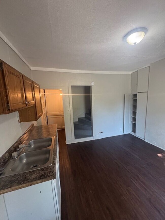 Foto del edificio - 2 bedroom / 2 bathroom signal family home ...