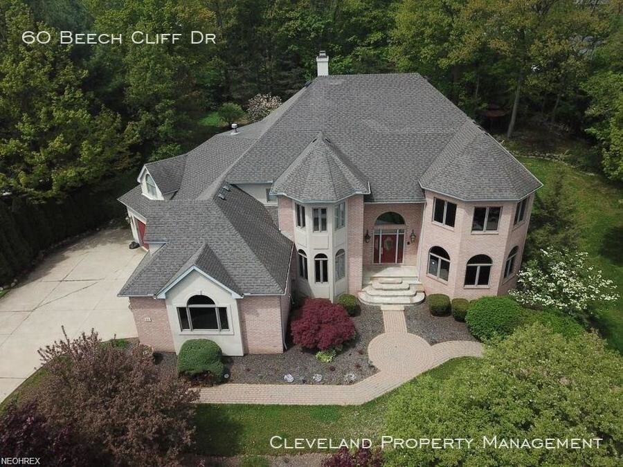 Primary Photo - 60 Beech Cliff Dr