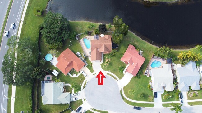 Foto del edificio - 5016 Rosen Blvd