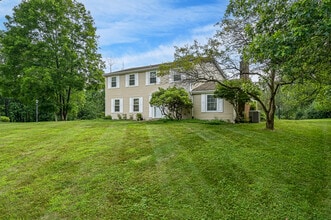 Building Photo - 4236 Tanglewood Dr