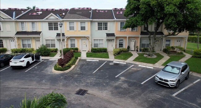 Foto del edificio - 67 Whitehead Cir