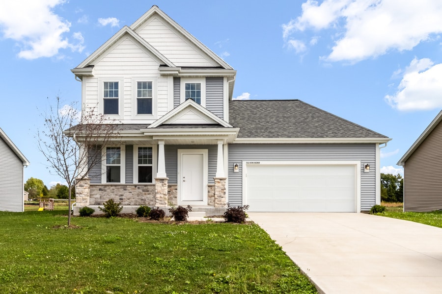 Foto principal - W218N16066 Tiger Lily Dr