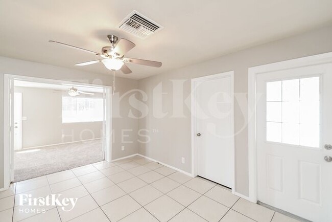 Foto del edificio - 549 W Shannon St