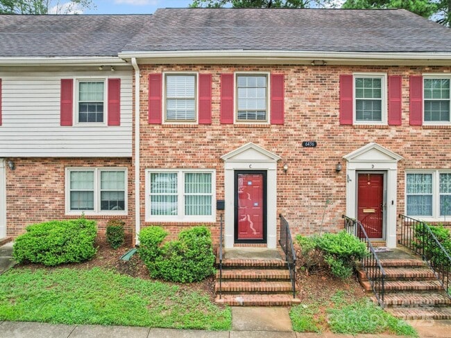 Foto del edificio - 6436 Old Pineville Rd