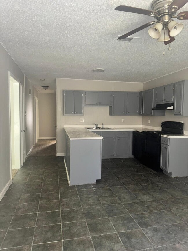 Foto del edificio - 3004 Walker St