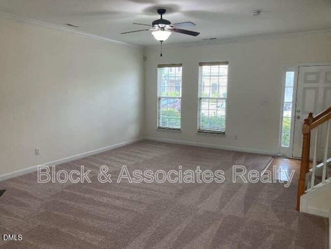 Building Photo - 8346 Glenwood Springs Ct