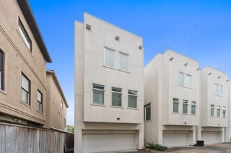 Building Photo - 120 Pierce St