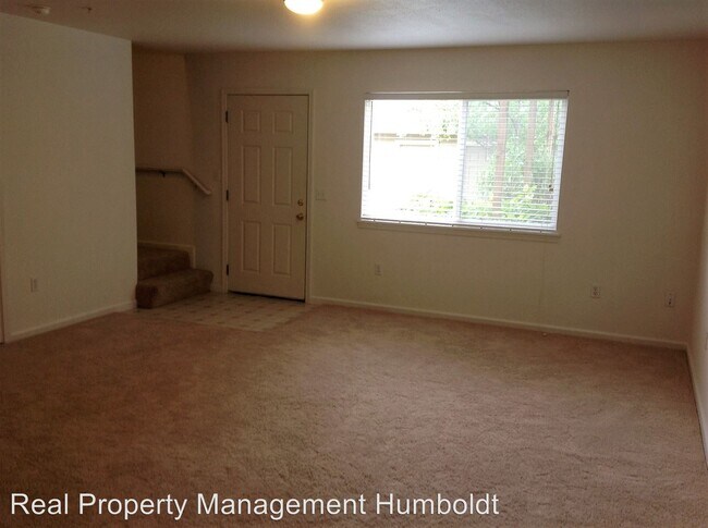 Building Photo - 2 br, 1.5 bath House - 2977 Rainbow Lane
