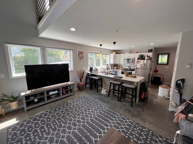 Foto del edificio - 2712 E Leigh St
