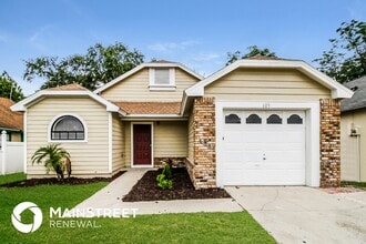Building Photo - 609 Conure St