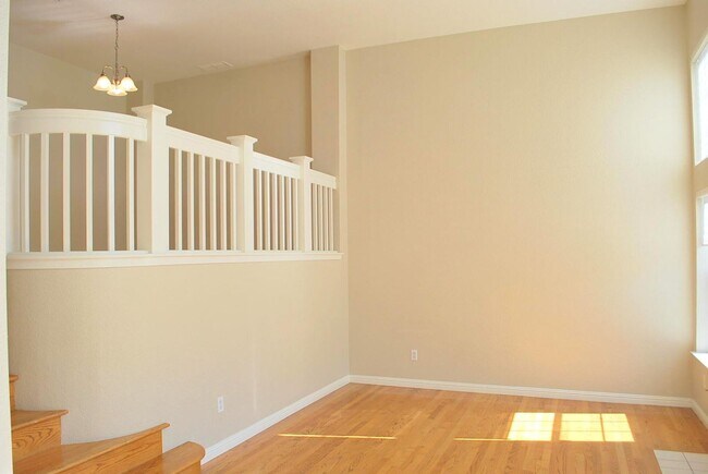 Foto del edificio - Sharp & Contemporary Townhouse in Beautiful Danville!