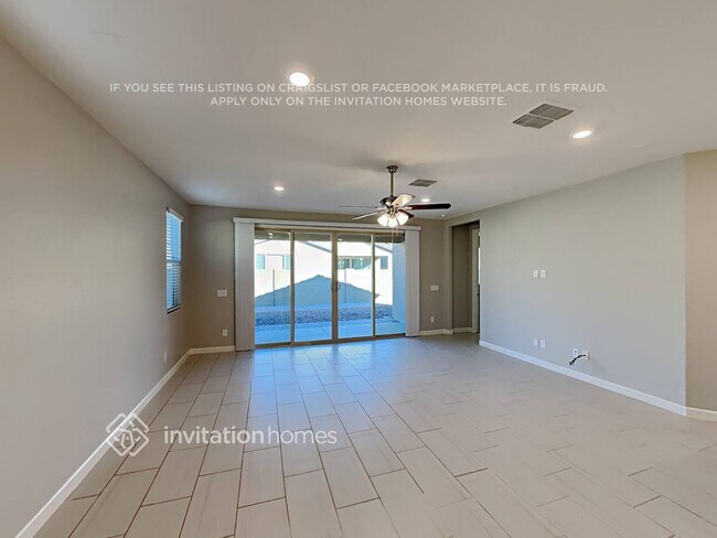 Foto del edificio - 354 W Rainbow Bridge Ln