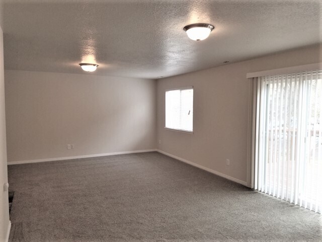Building Photo - 10532 North Sugarloaf Drive