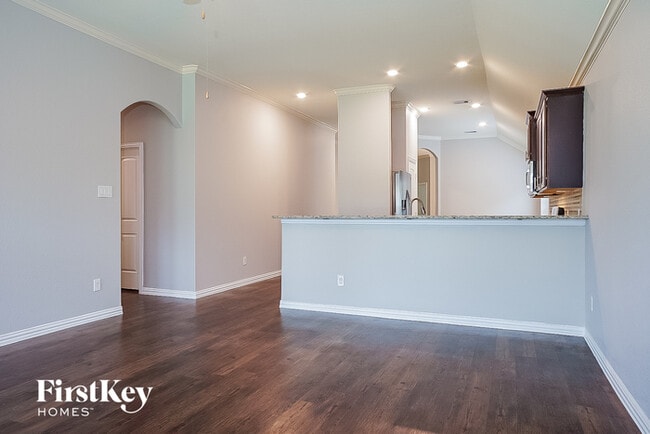 Foto del edificio - 4303 Bearberry Ave