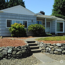 Building Photo - 3736 N Ferdinand St