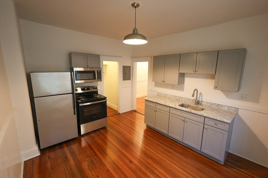 Foto principal - 93 Florida St