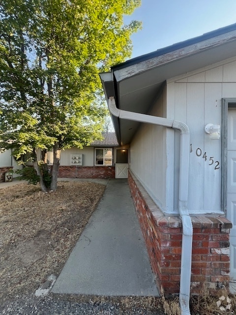 Building Photo - 10452 S Fox Ridge Dr