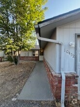 Building Photo - 10452 S Fox Ridge Dr