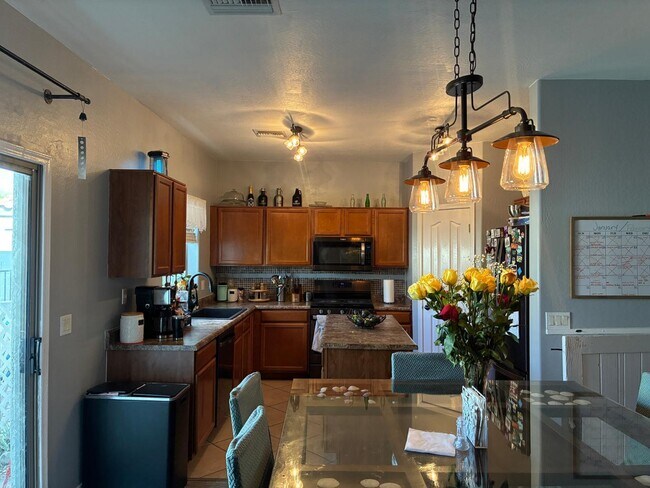 Foto del edificio - 9226 N 182nd Dr