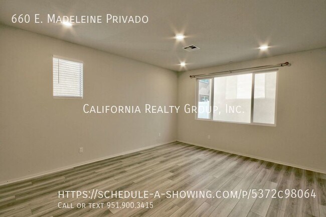Building Photo - 660 E Madeleine Privado