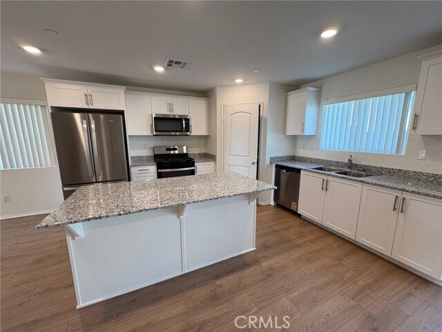 Building Photo - 14042 Starlene St