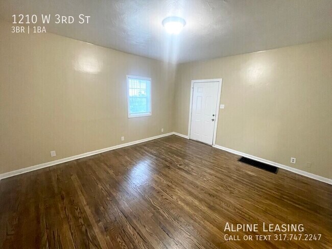 Building Photo - 1210 W 3rd St