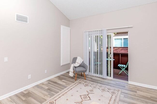 Building Photo - Copper Wood