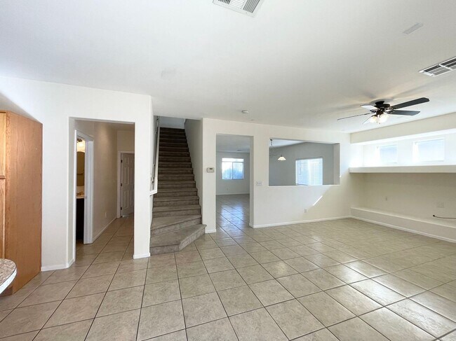 Foto del edificio - GATED COMMUNITY! Southern Highlands Commun...