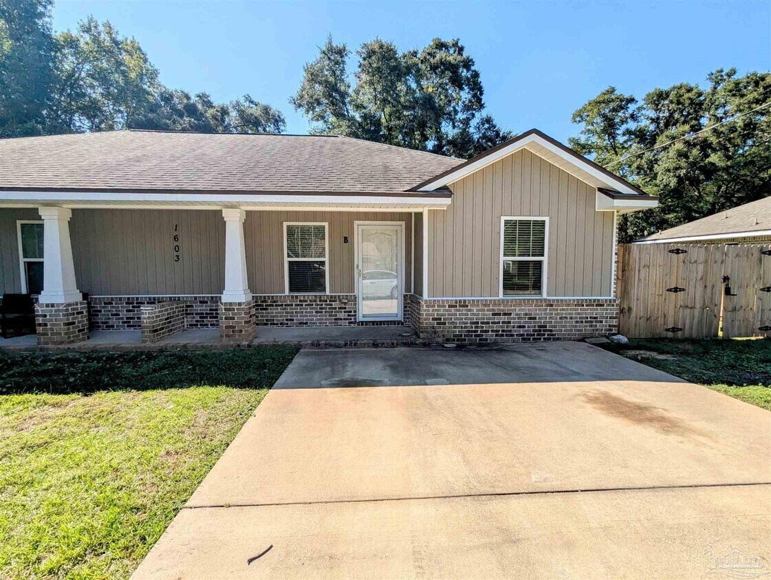 Primary Photo - 1603 Blackwell Ln