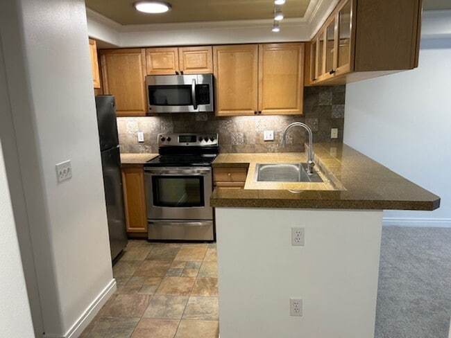 Photo - 2805 NE 125th St #303 Apartment