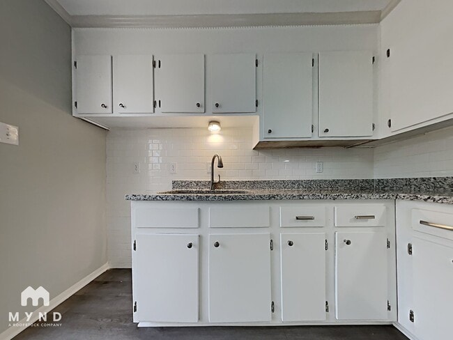 Building Photo - 406 Edgegreen Dr