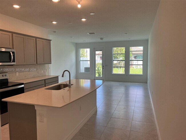 Foto del edificio - 6121 Rancho Ln